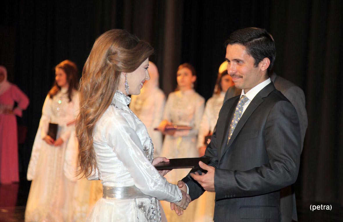 الامير حمزة يرعى حفل تخريج الفوج السادس والعشرين لمدرسة الامير حمزة