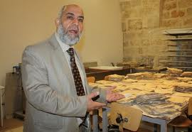 الاحتلال يعتقل رئيس قسم المخطوطات والتراث في المسجد الأقصى