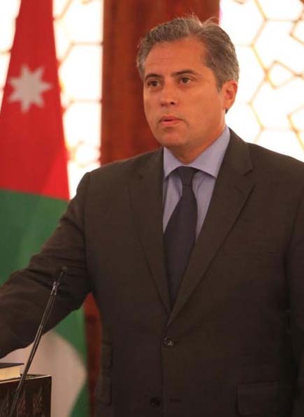 وزير التخطيط يبحث مع مسؤولين ورجال اعمال غربيين الواقع الاقتصادي للمملكة