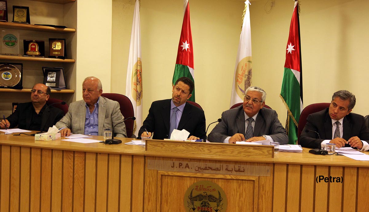 Gov't negotiates with IMF for $1.4bln loan