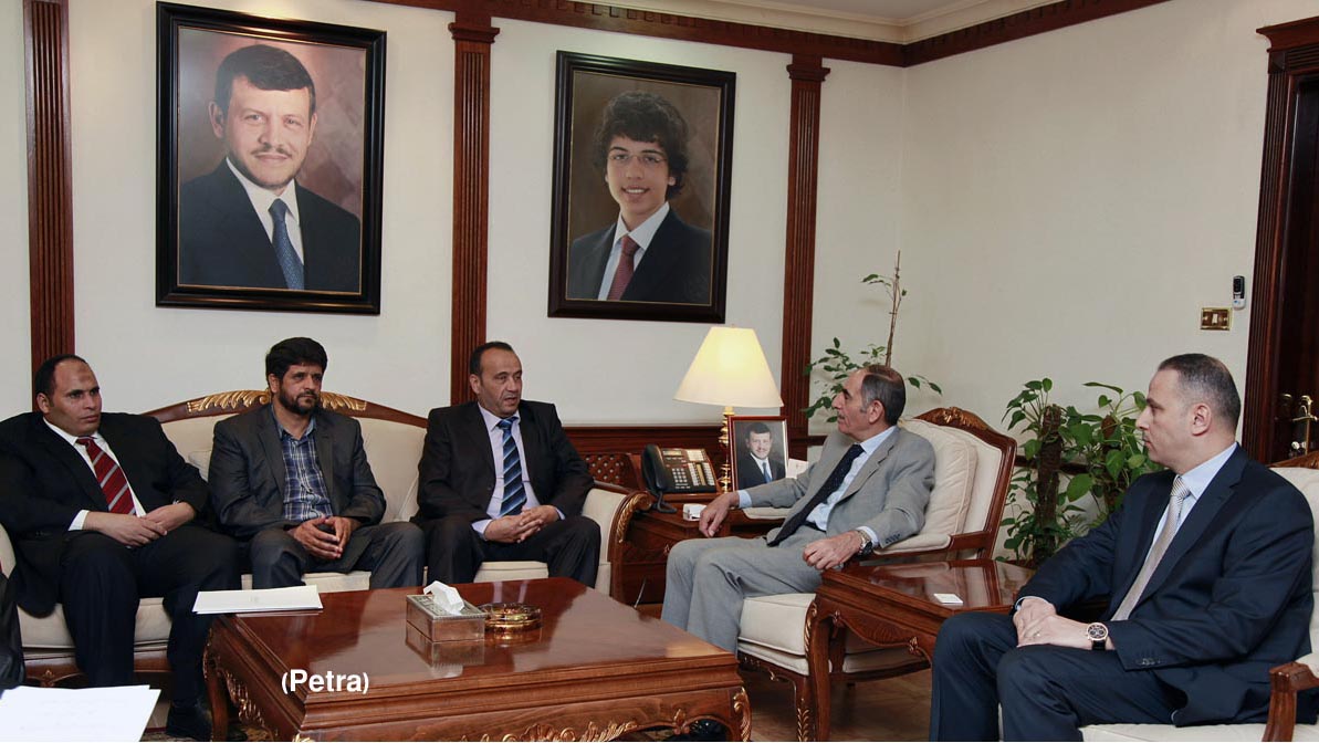 Interior minister meets Libyan delegation