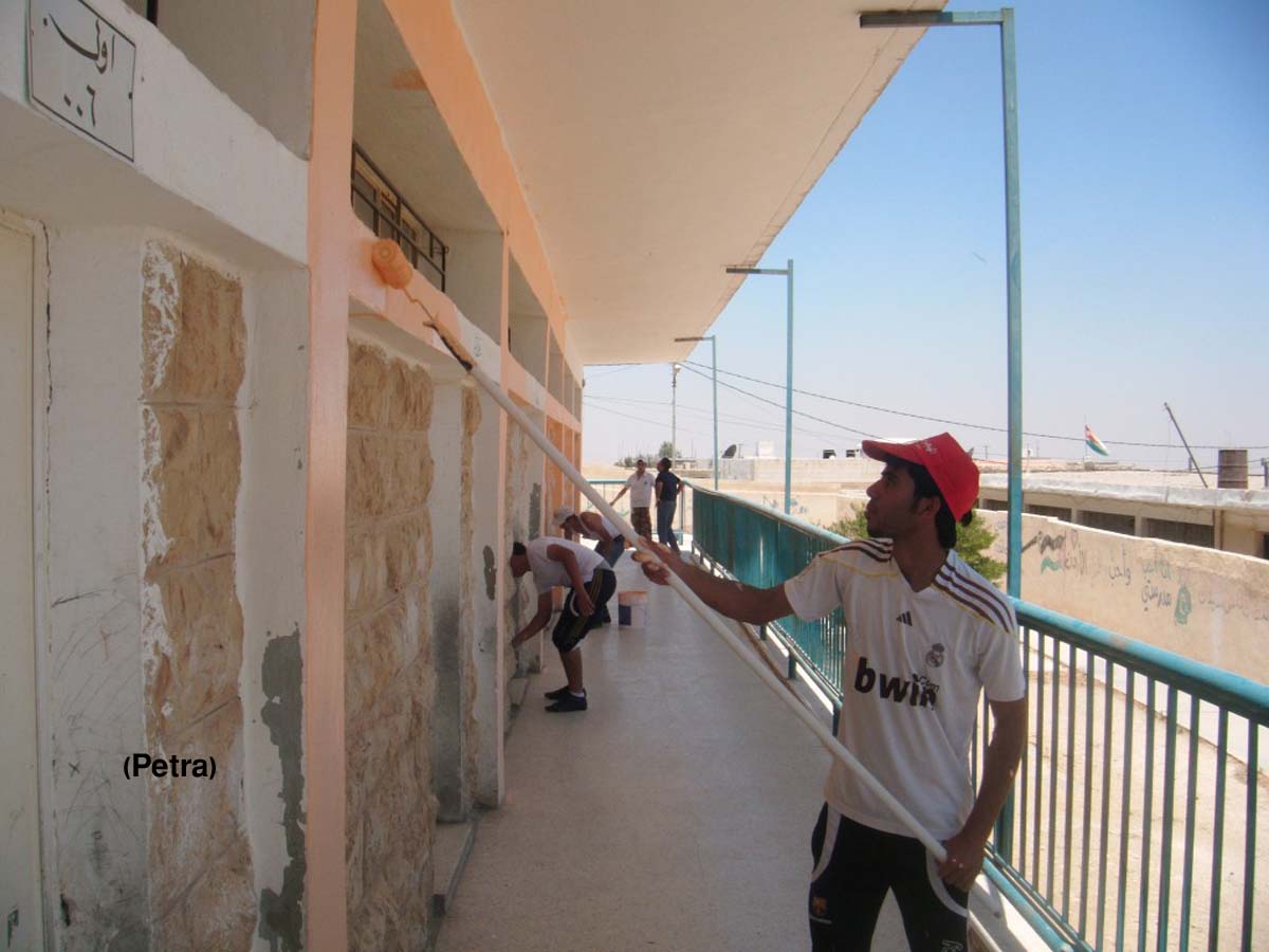 اعمال تطوعية لهيئة شباب كلنا الاردن في قضاء منشية بني حسن