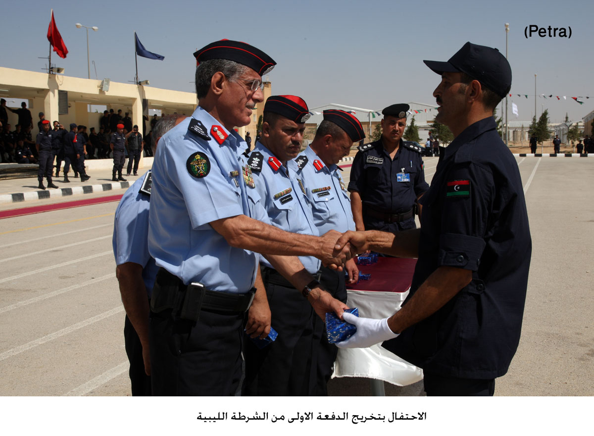 الاحتفال بتخريج الدفعة الاولى من الشرطة الليبية