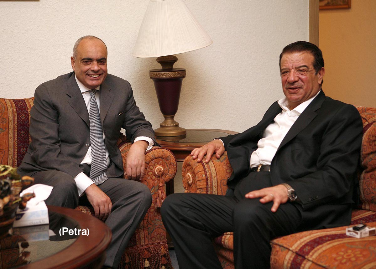 رئيس مجلس النواب يستقبل السفير المصري