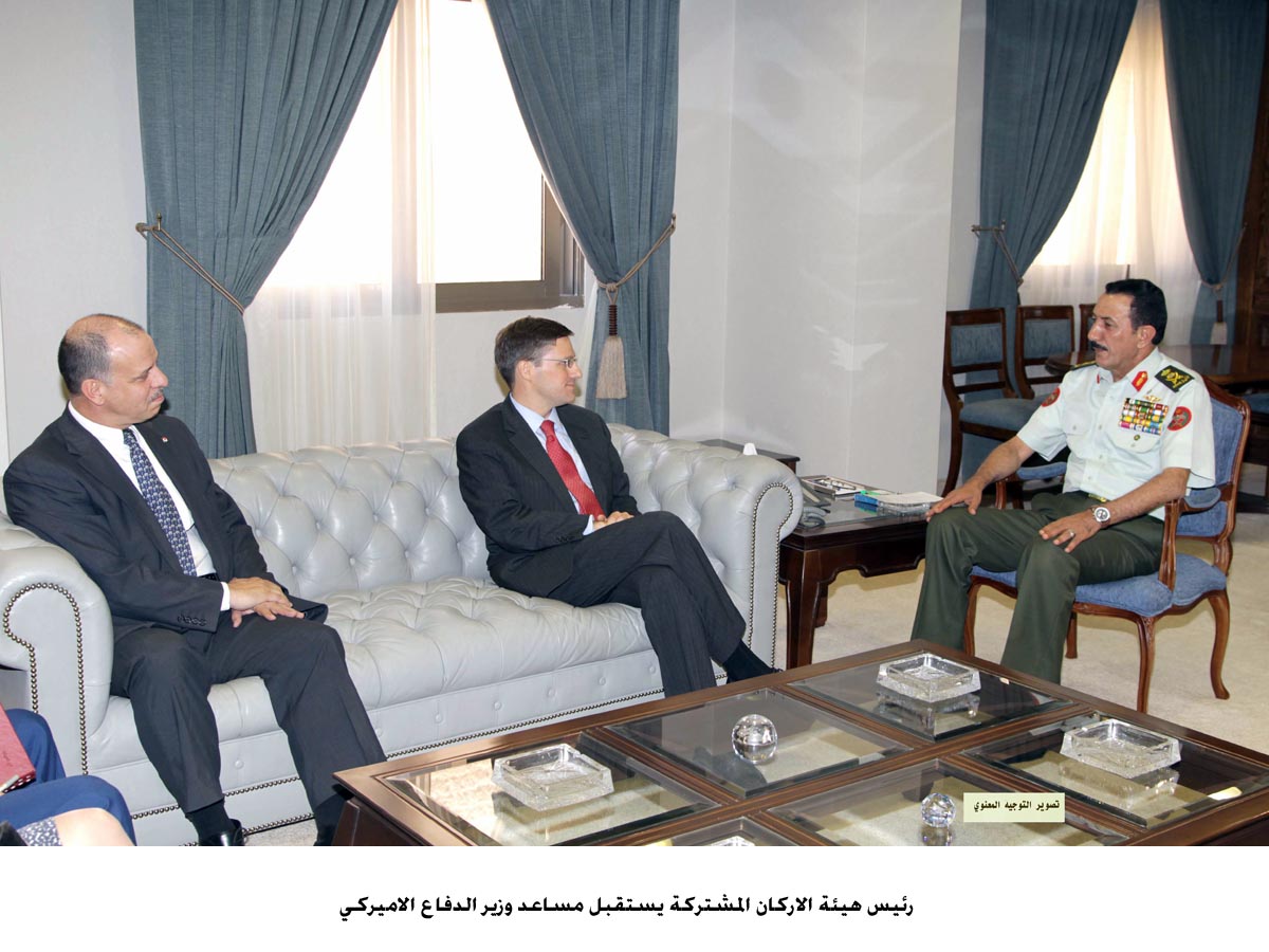رئيس هيئة الاركان المشتركة يستقبل مساعد وزير الدفاع الاميركي