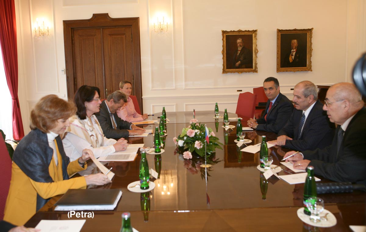 رئيس الوزراء يلتقي رئيسة مجلس النواب التشيكي