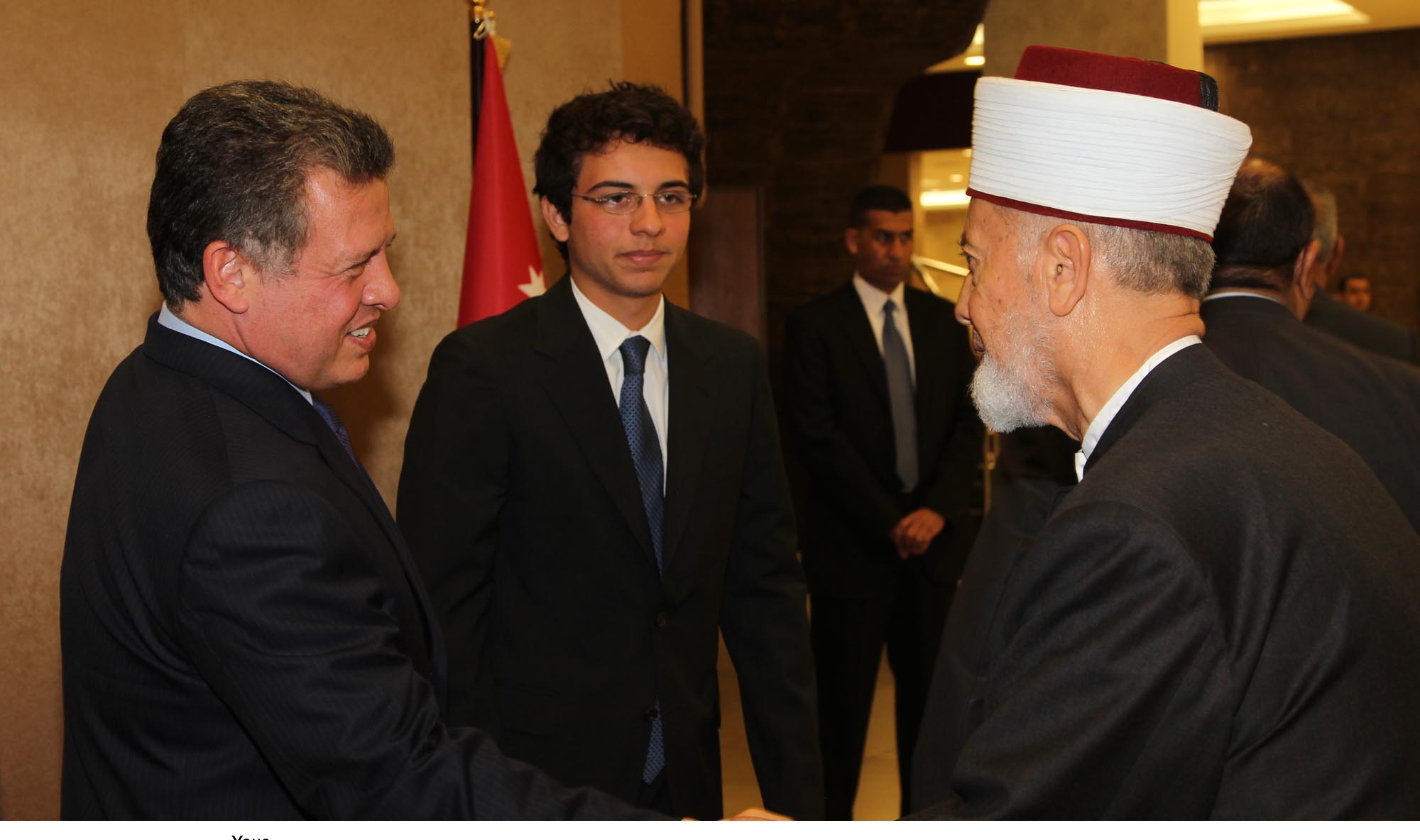 الملك يقيم مأدبة افطار لكبار المسؤولين