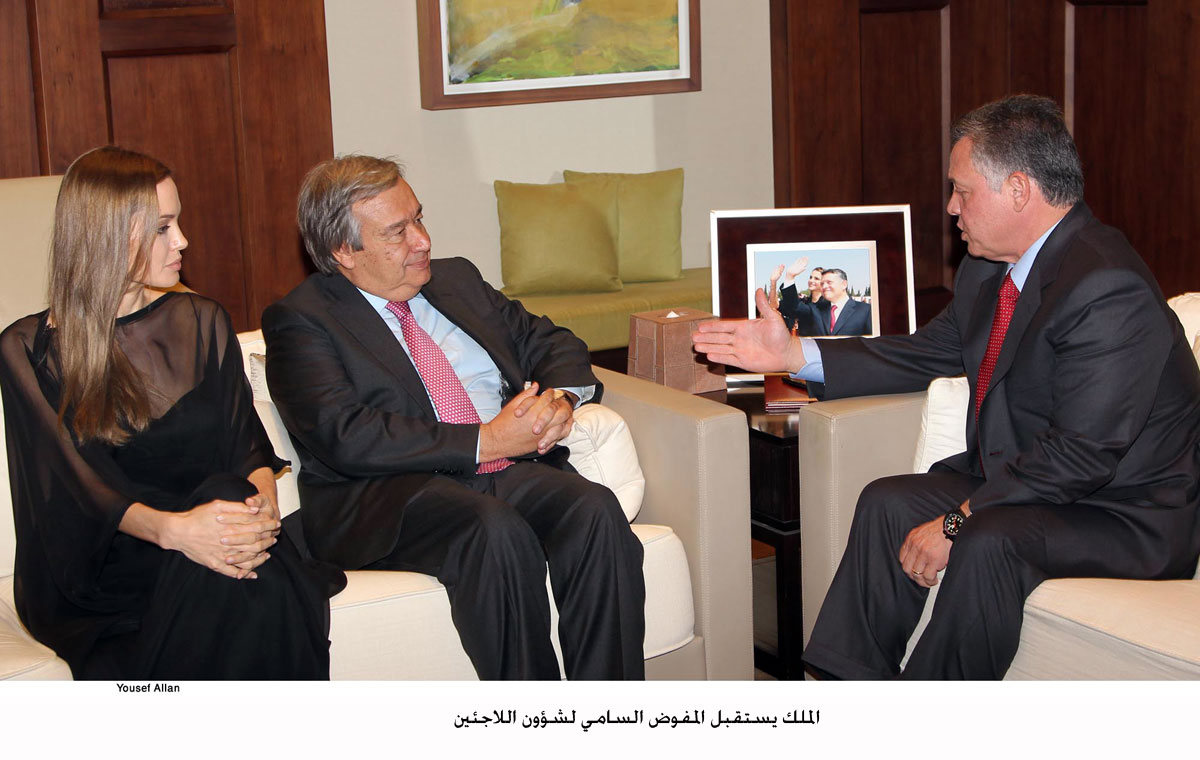 الملك يستقبل المفوض السامي لشؤون اللاجئين