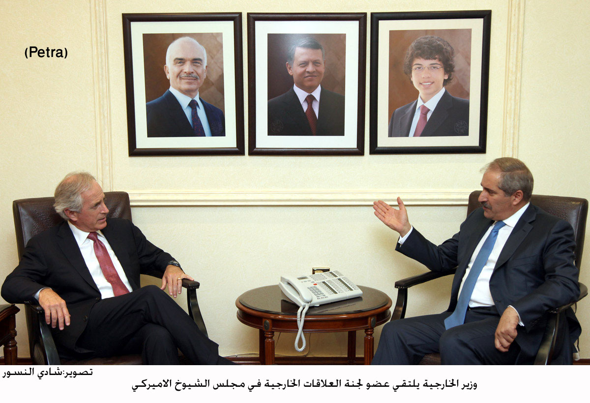 وزير الخارجية يلتقي عضو لجنة العلاقات الخارجية في مجلس الشيوخ الاميركي