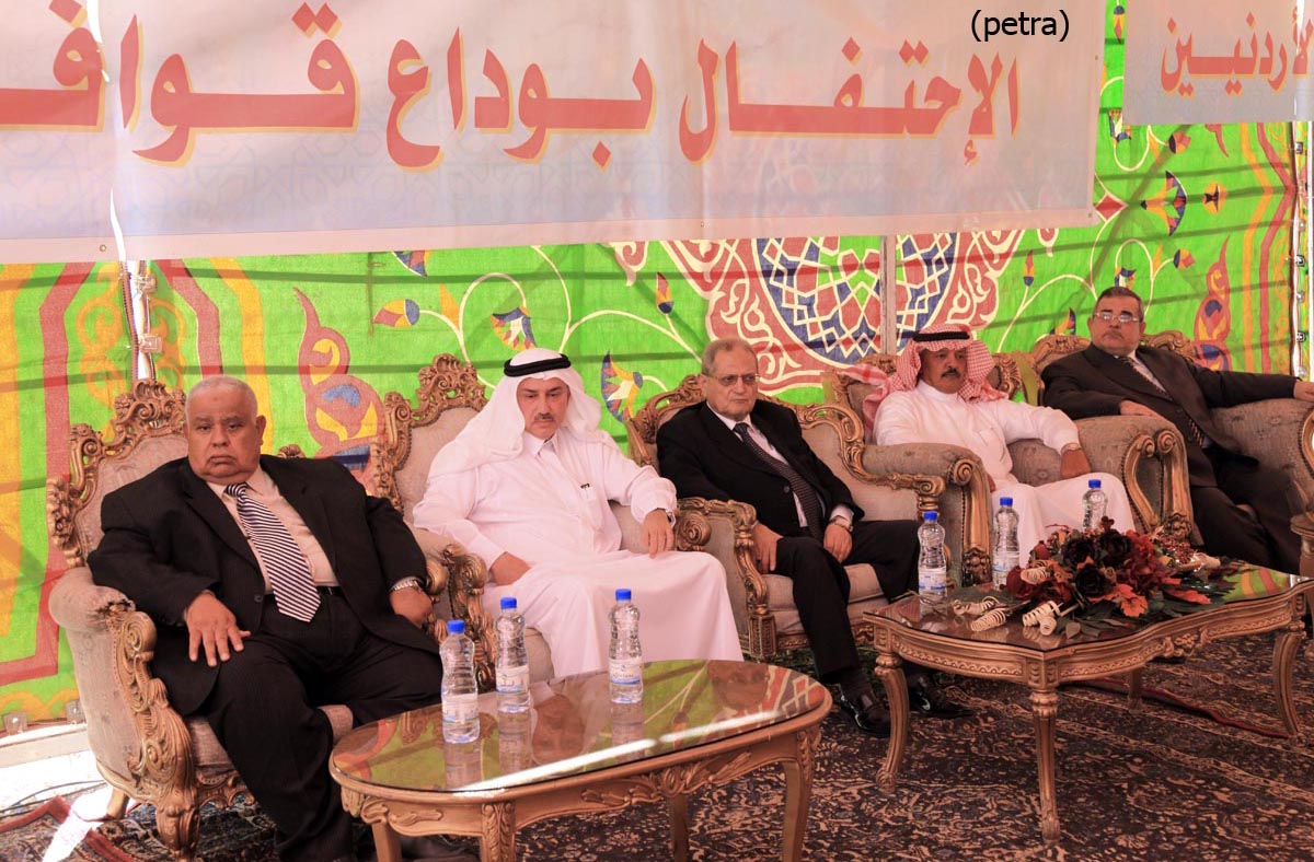 وزير الاوقاف يرعى حفل وداع قافلة الحجاج الاولى