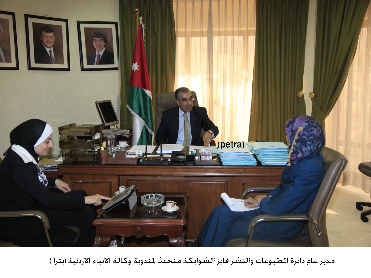 لا رسوم على تصاريح الصحفيين الأجانب لزيارة مخيمات السوريين