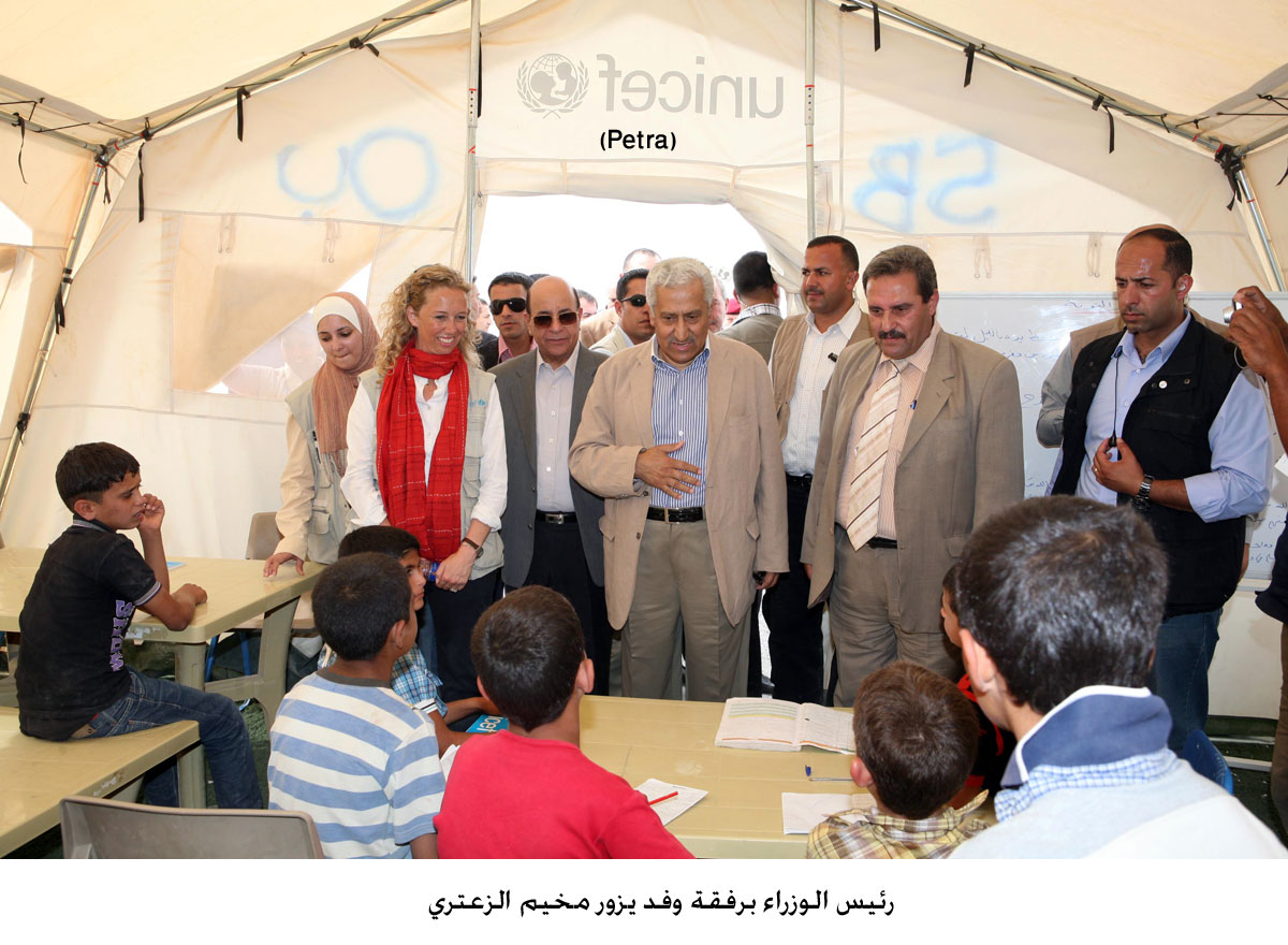 رئيس الوزراء برفقة وفد يزور مخيم الزعتري