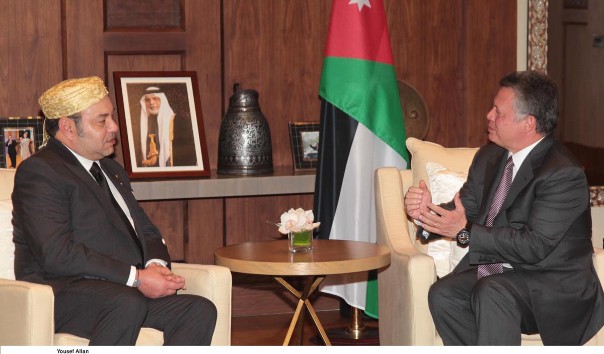 King holds talks with Moroccan monarch