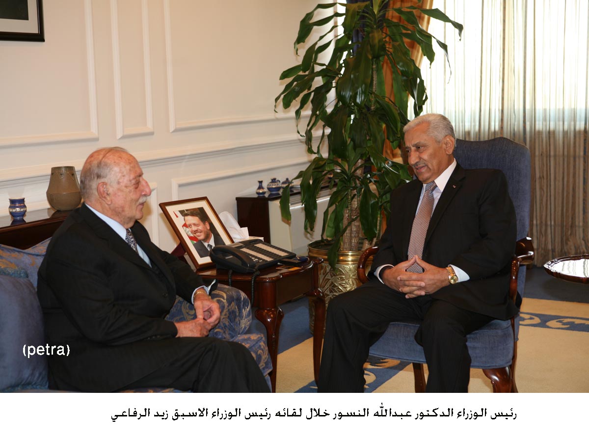 النسور يستقبل رئيس الوزراء الاسبق زيد الرفاعي