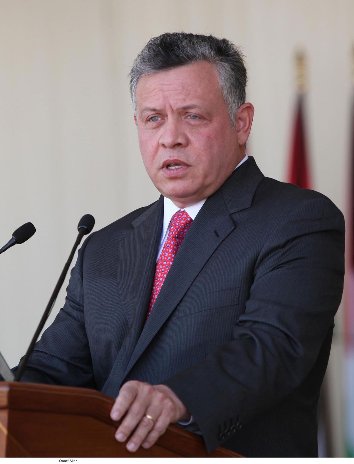 ساسة وحزبيون : خطاب الملك غير مسبوق وأجاب على تساؤلات الشارع