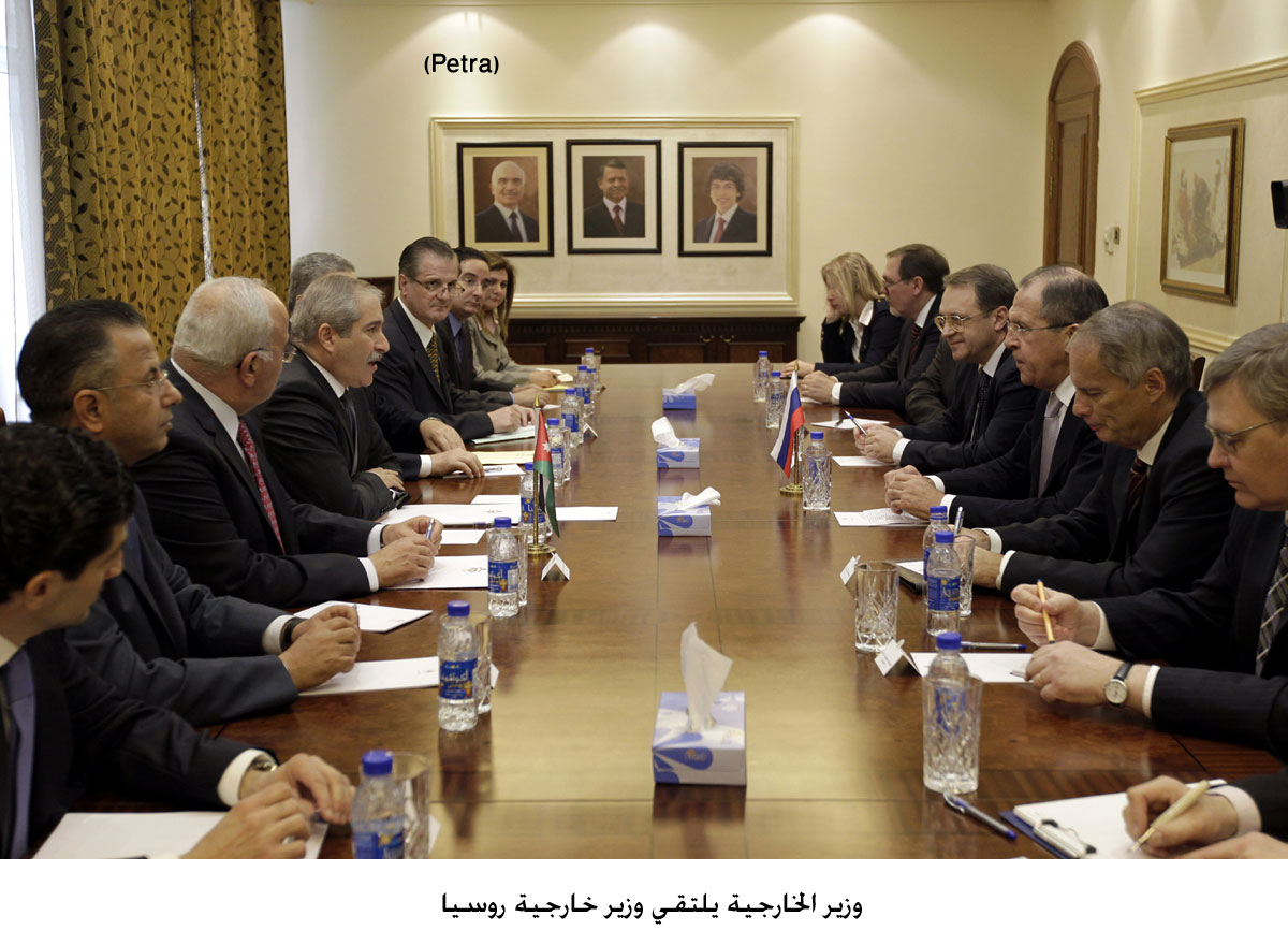 وزير الخارجية يلتقي وزير خارجية روسيا