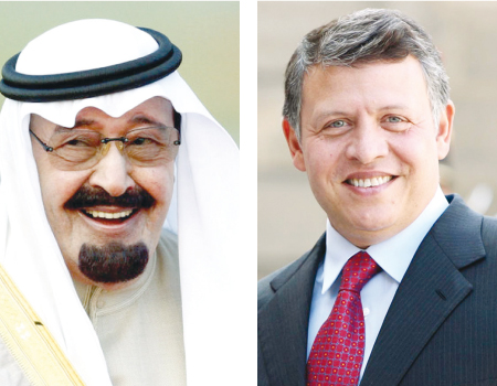 الملك يهنئ خادم الحرمين الشريفين بنجاح العملية الجراحية