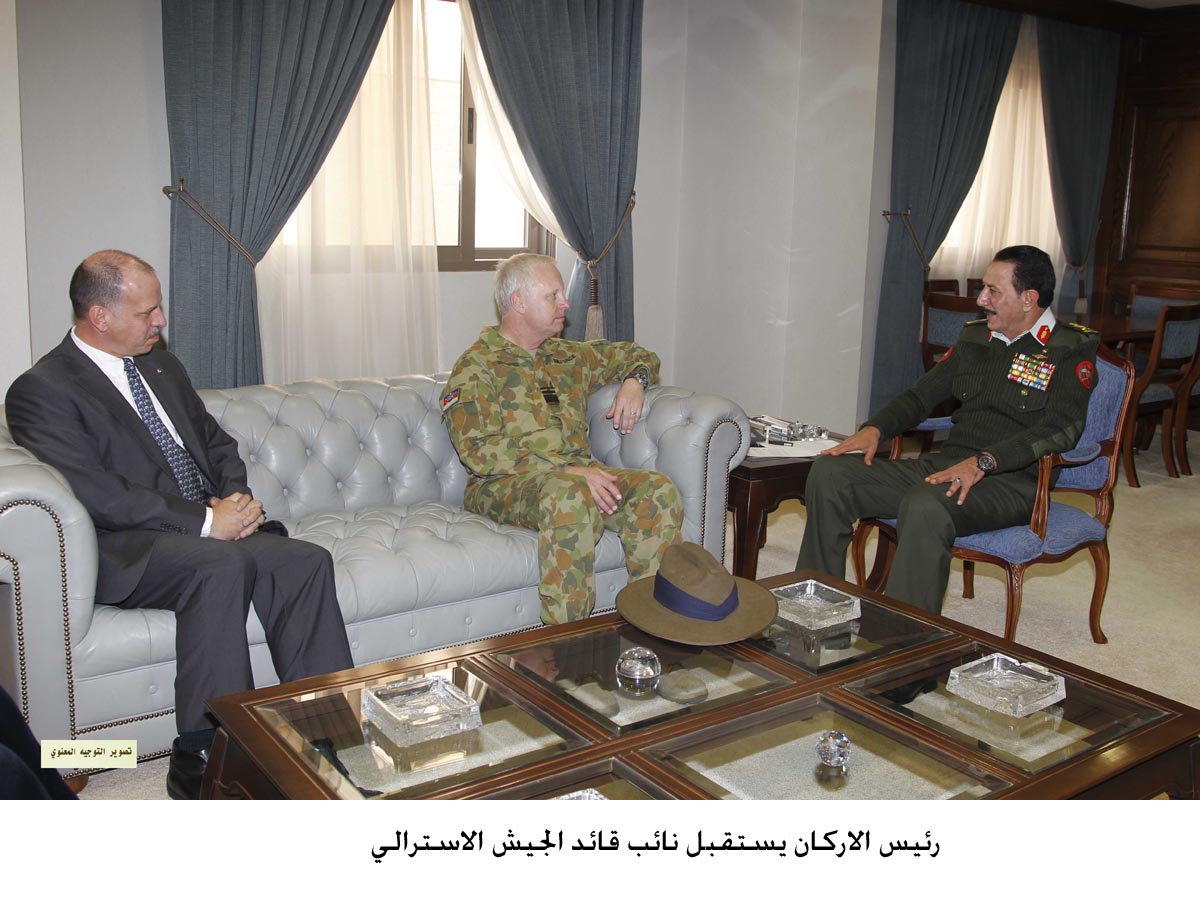 رئيس الاركان يستقبل نائب قائد الجيش الاسترالي