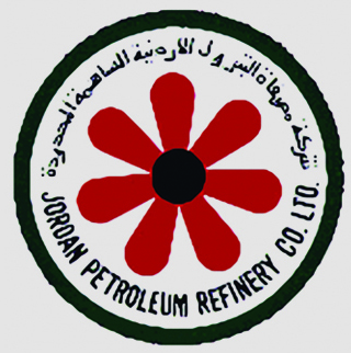 المصفاة توضح معادلة استخراج المشتقات النفطية من البترول الخام