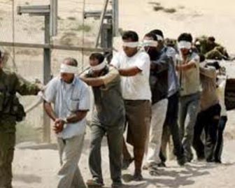 الاحتلال يعتقل 10 فلسطينيين في الضفة الغربية