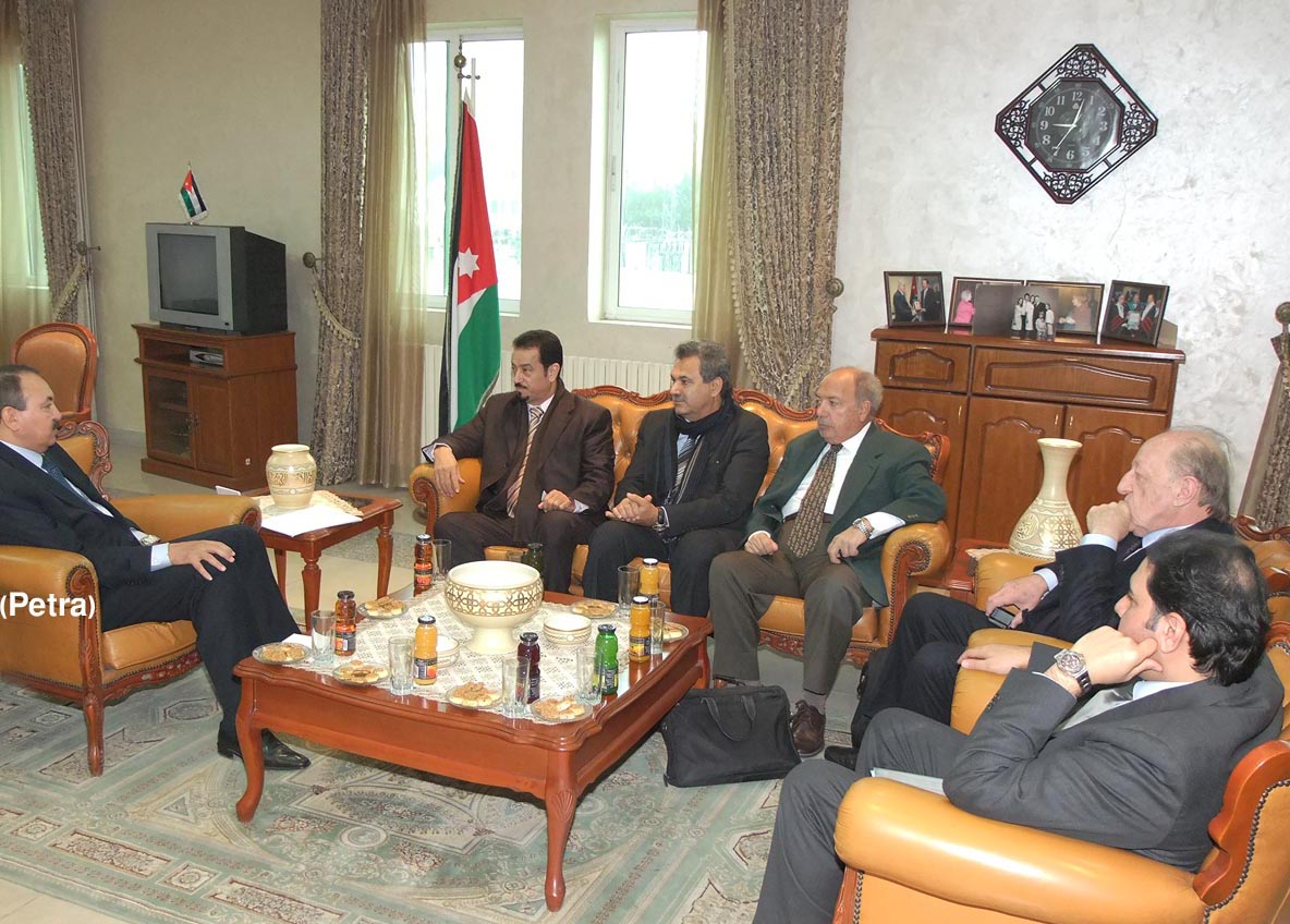 وفد الصندوق الكويتي للتنمية الاقتصادية العربية يطلع على واقع التعليم العالي