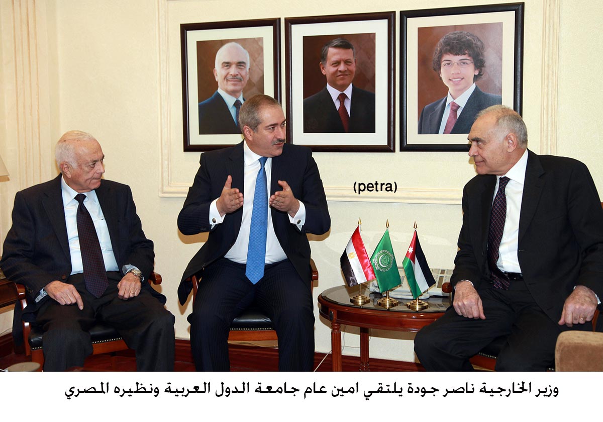 FM meets Arab League chief, Egyptian counterpart