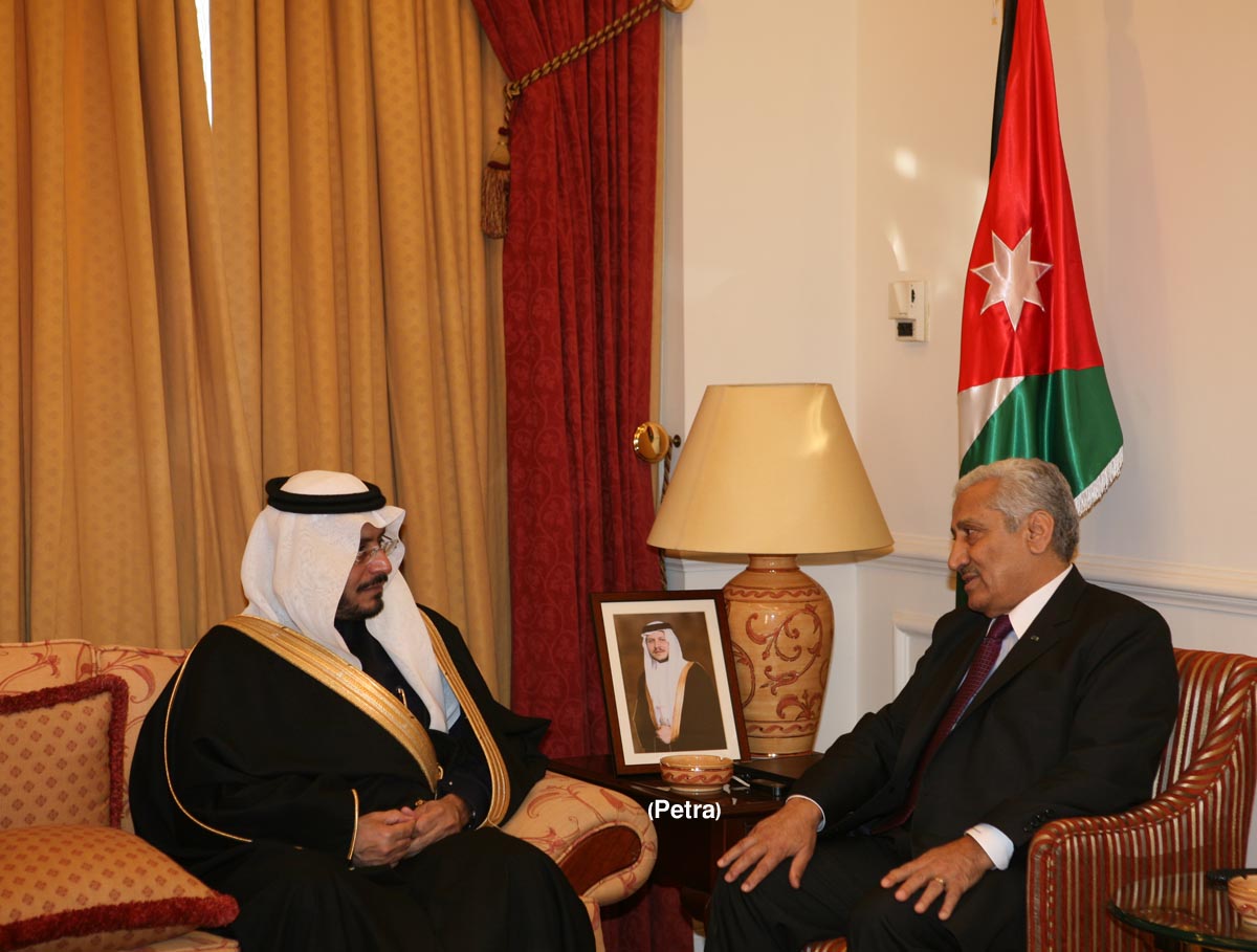 رئيس الوزراء يستقبل وزير الاسكان السعودي