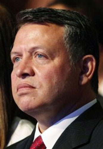 الملك يعزي خادم الحرمين الشريفين