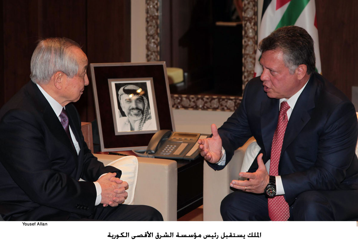 الملك يستقبل رئيس مؤسسة الشرق الأقصى الكورية