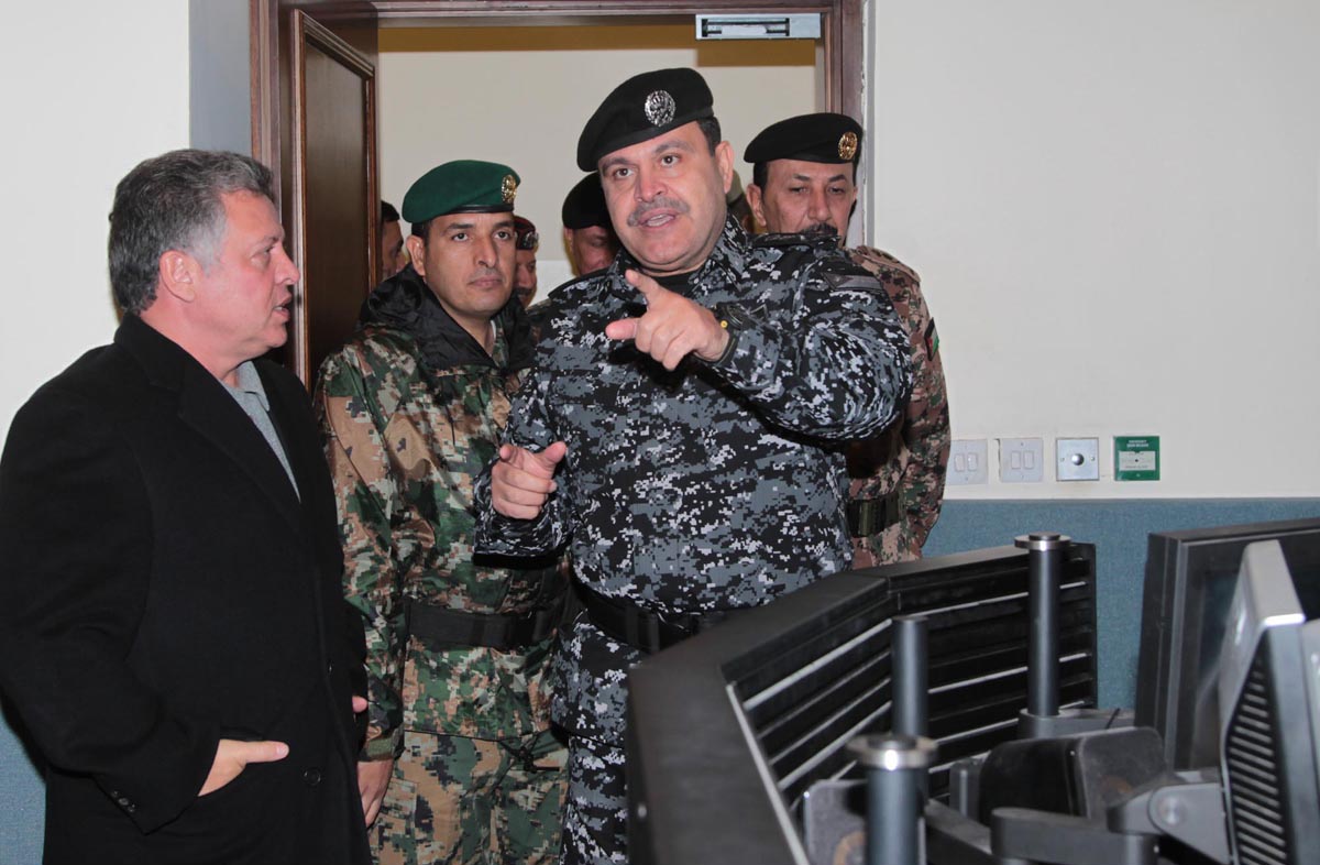 King visits Operations Room, listens to briefing on efforts to aid citizens during current weather conditions