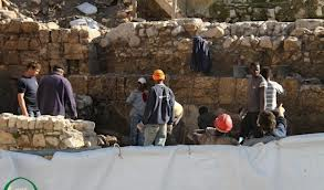 نتنياهو يقتحم حائط البراق في القدس المحتلة