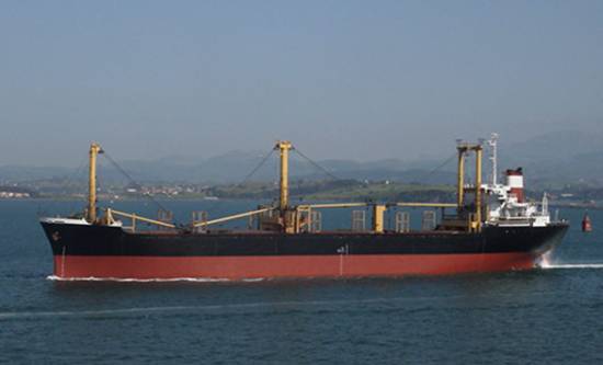 مصر ترفع رسوم عبور السفن من قناة السويس