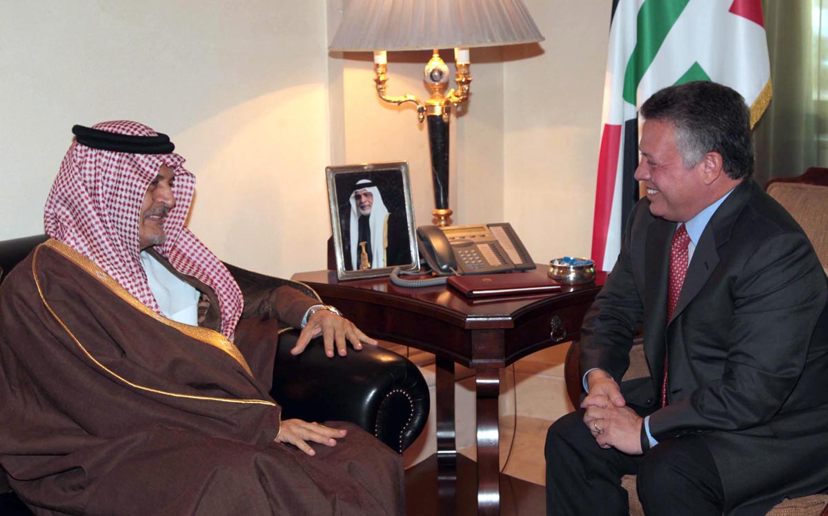 King meets Saudi foreign minister