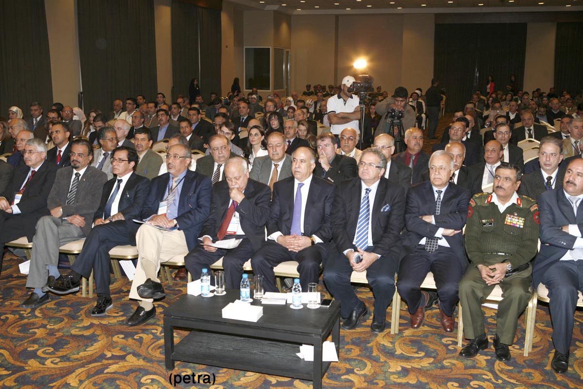 وزير الصحة يفتتح اعمال المؤتمر 13 لرابطة امراض وجراحة الجلد