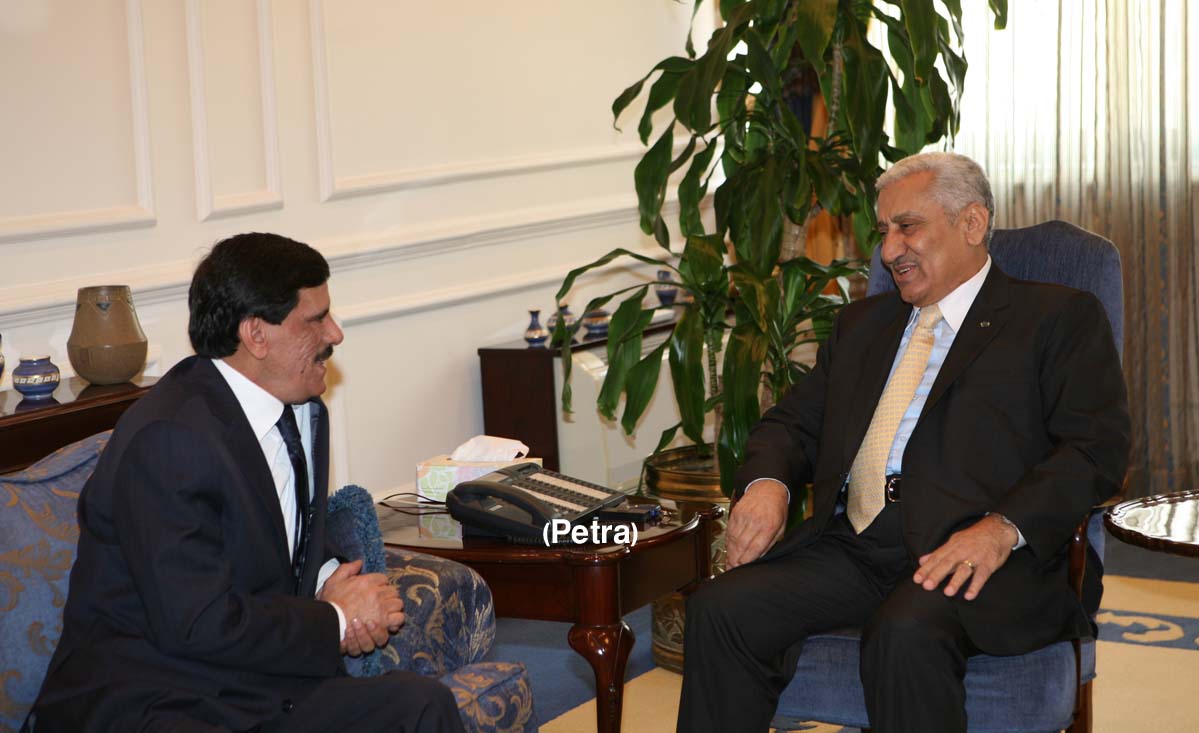 PM: Gov't committed to complementary relationship with legislative authority