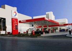 توتال الاردن تدرب 75 موظفا للعمل في محطاتها