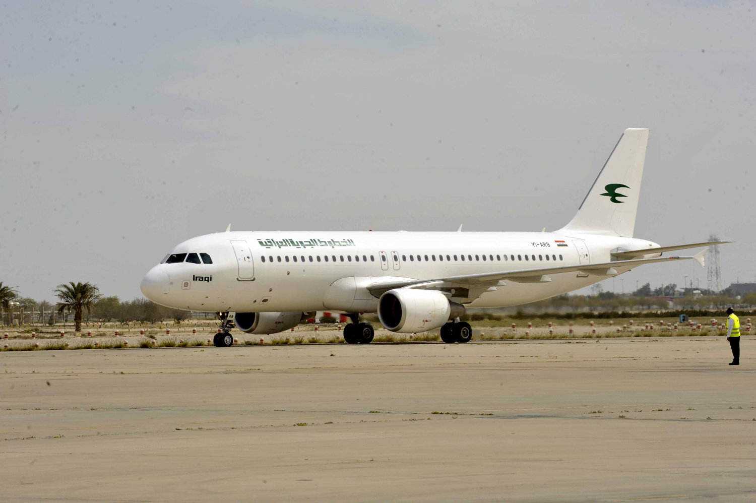 هبوط طائرة الخطوط العراقية في الكويت للمرة الاولى منذ22 عاما