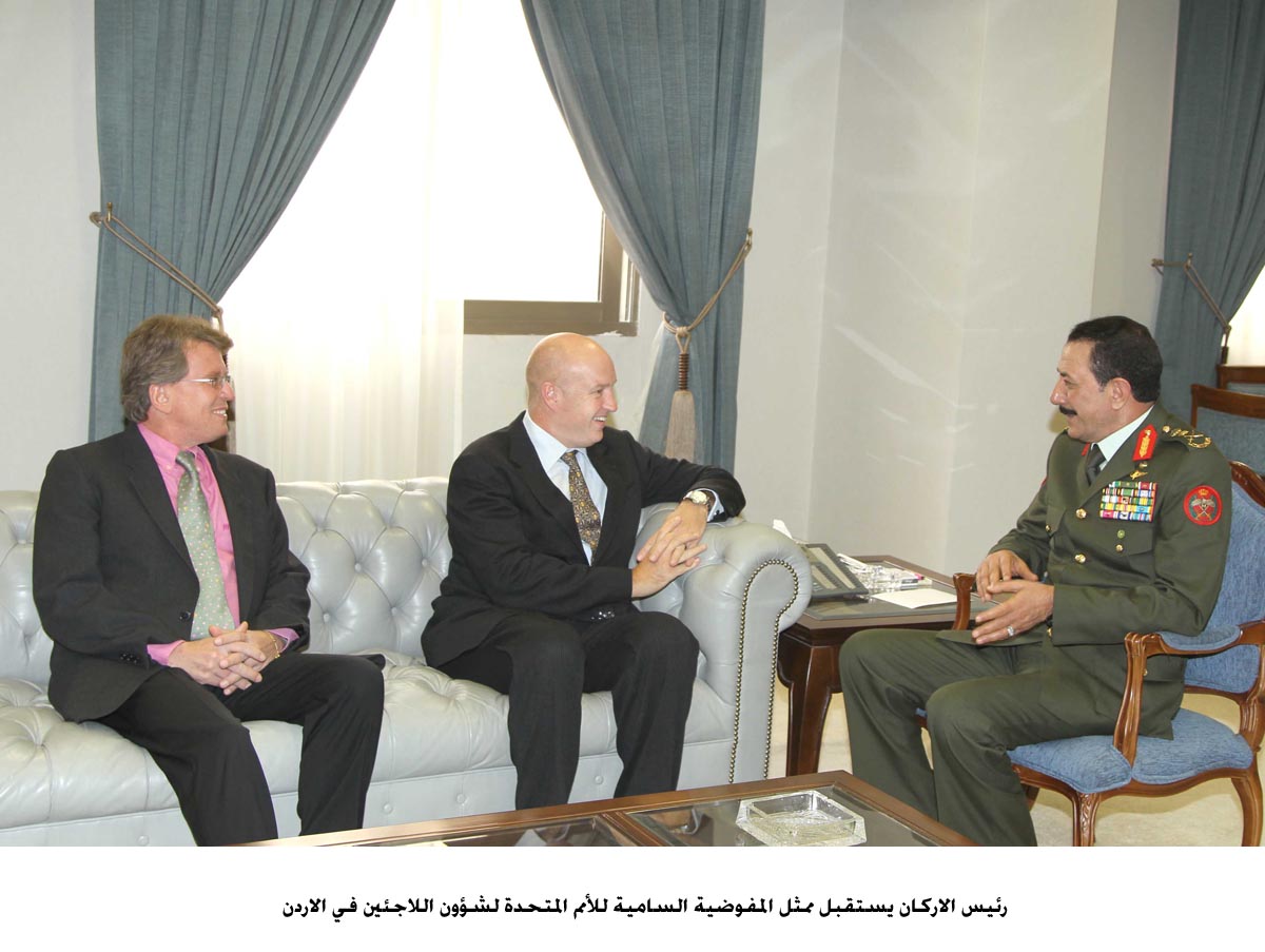 رئيس الاركان يستقبل ممثل المفوضية السامية للأمم المتحدة لشؤون اللاجئين في الاردن