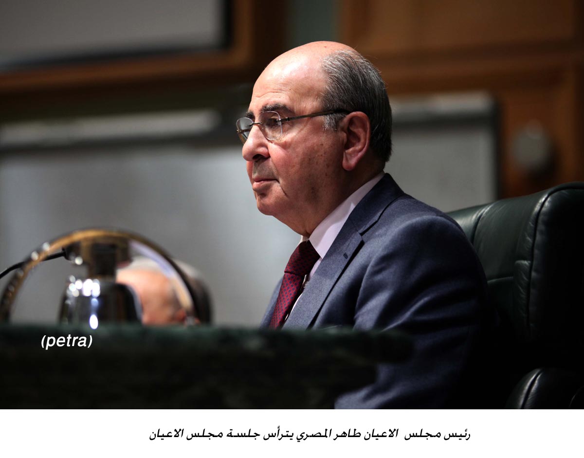 الأعيان يقر للمتقاعدين العسكريين جمع تقاعدهم مع راتب آخر