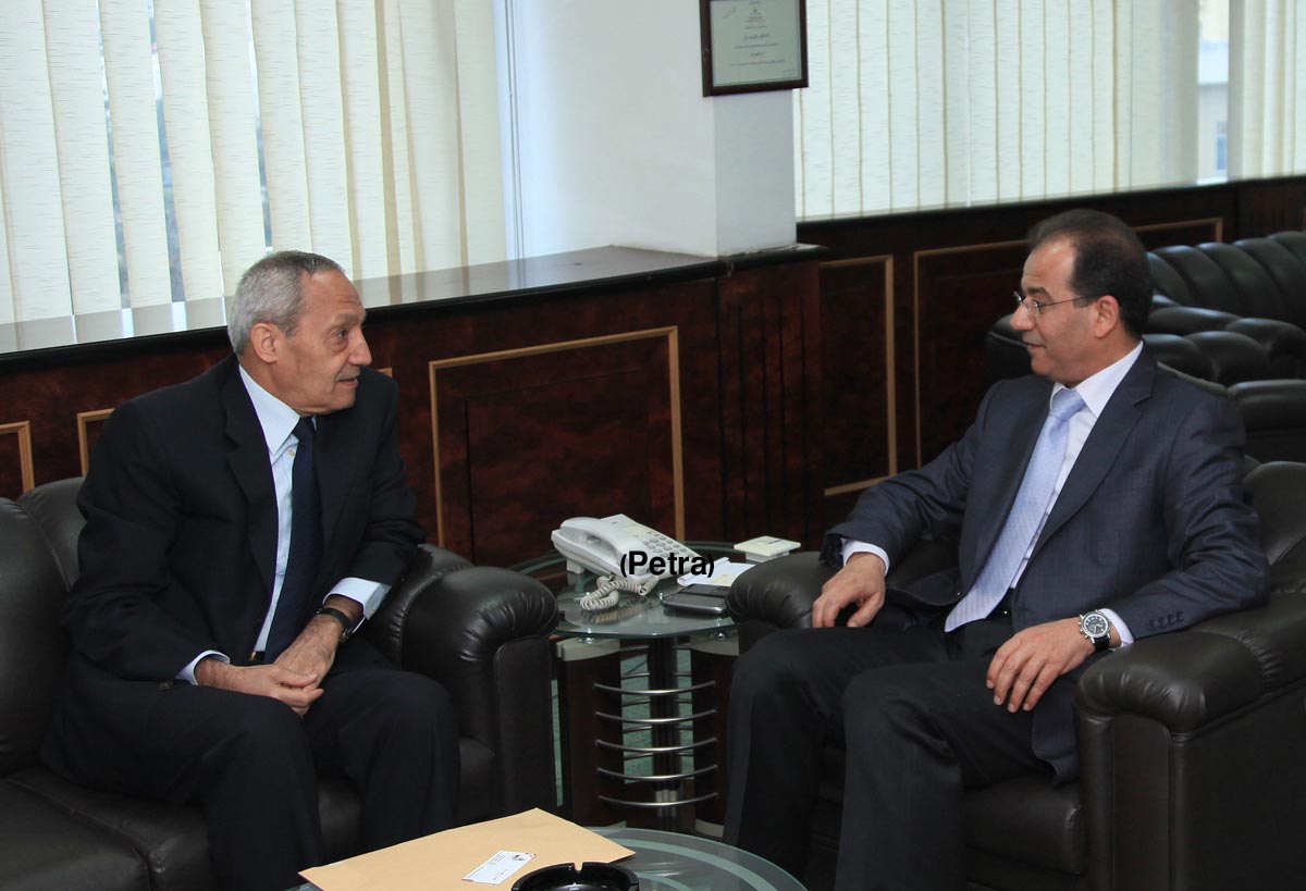 الشبول يبحث مع السفير الجزائري سبل التعاون الاعلامي