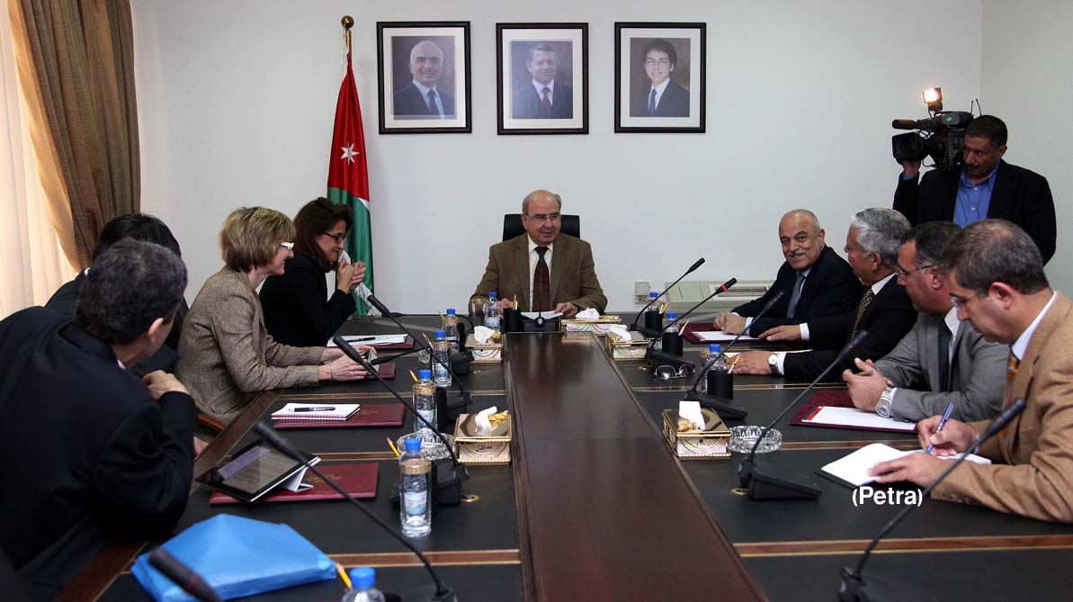 المصري يلتقي نائب مدير عام البنك الدولي