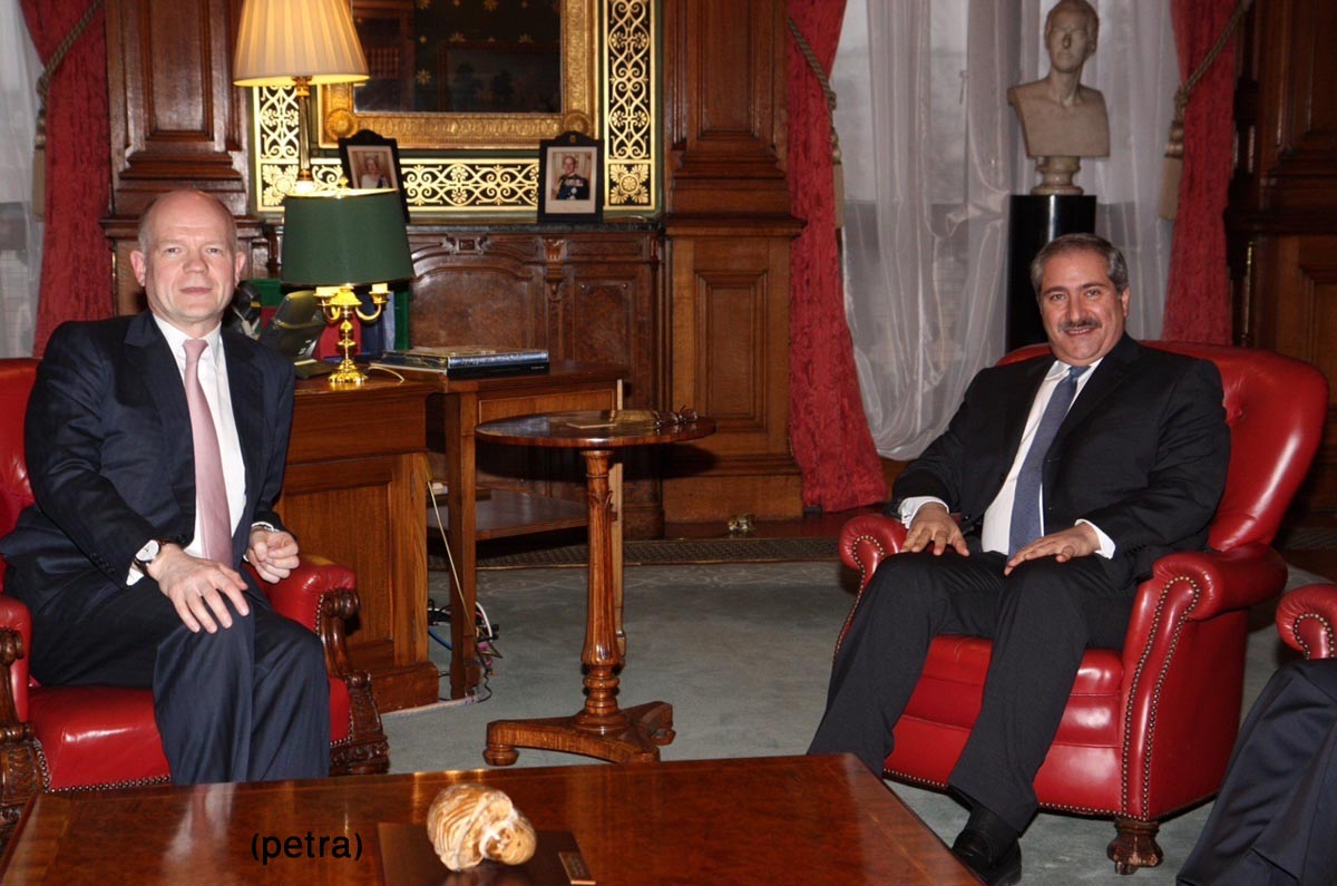 Judeh, British counterpart discuss bilateral ties