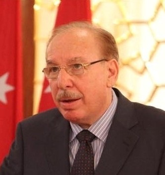 وزير الاتصالات: الحكومة تدرس منح ترخيص مشغل رابع من خلال عطاء عام