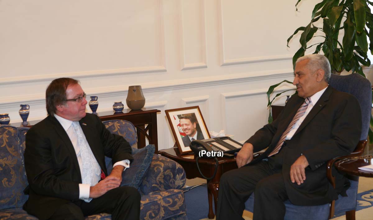 PM, discusses ties, region with New Zealand FM