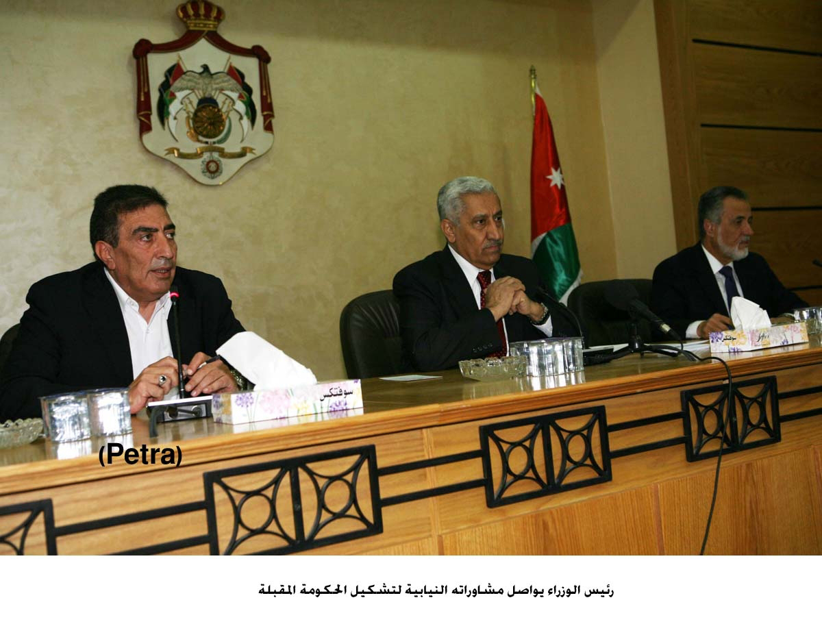 رئيس الوزراء يواصل مشاوراته النيابية لتشكيل الحكومة المقبلة