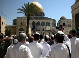 Jewish settlers storm Al-Aqsa Mosque