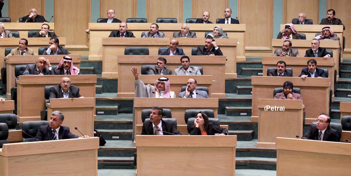 النواب يناقشون تداعيات الازمة السورية على الاردن