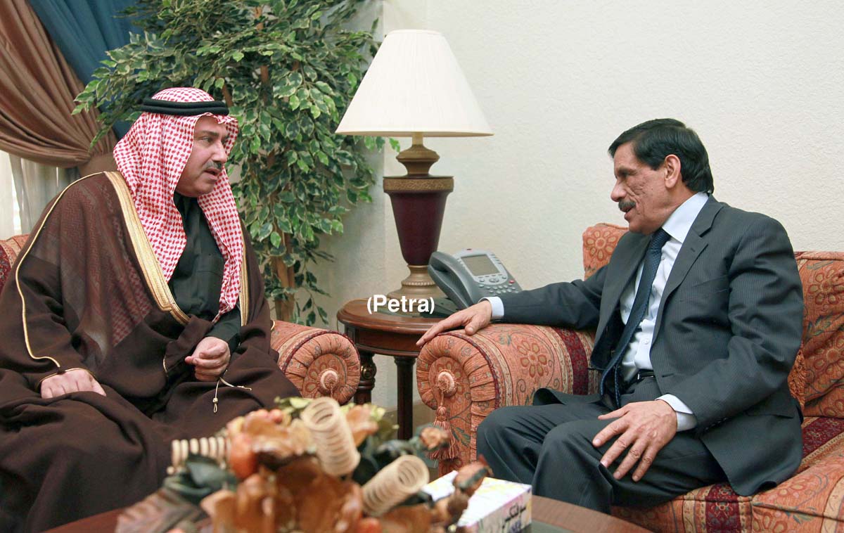 السرور يلتقي السفير السعودي