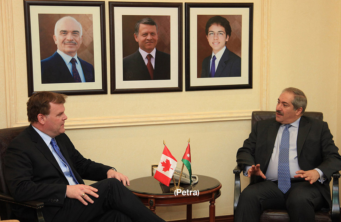 وزير الخارجية يجري مباحثات مع نظيره الكندي