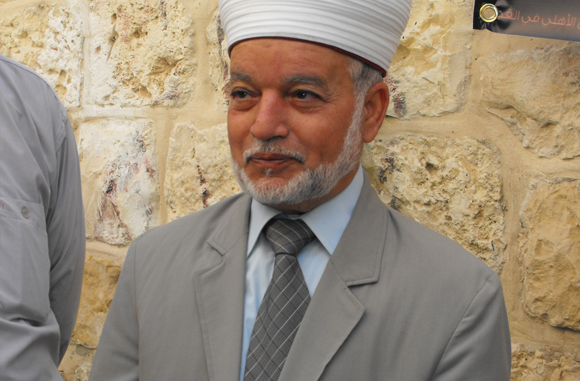 مفتي القدس يندد بتدنيس المستوطنين حرمة المسجد الاقصى المبارك